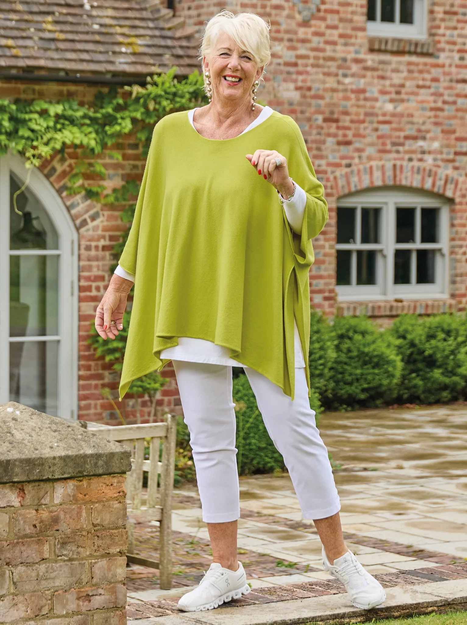 Adriana Knitted Poncho - Lime