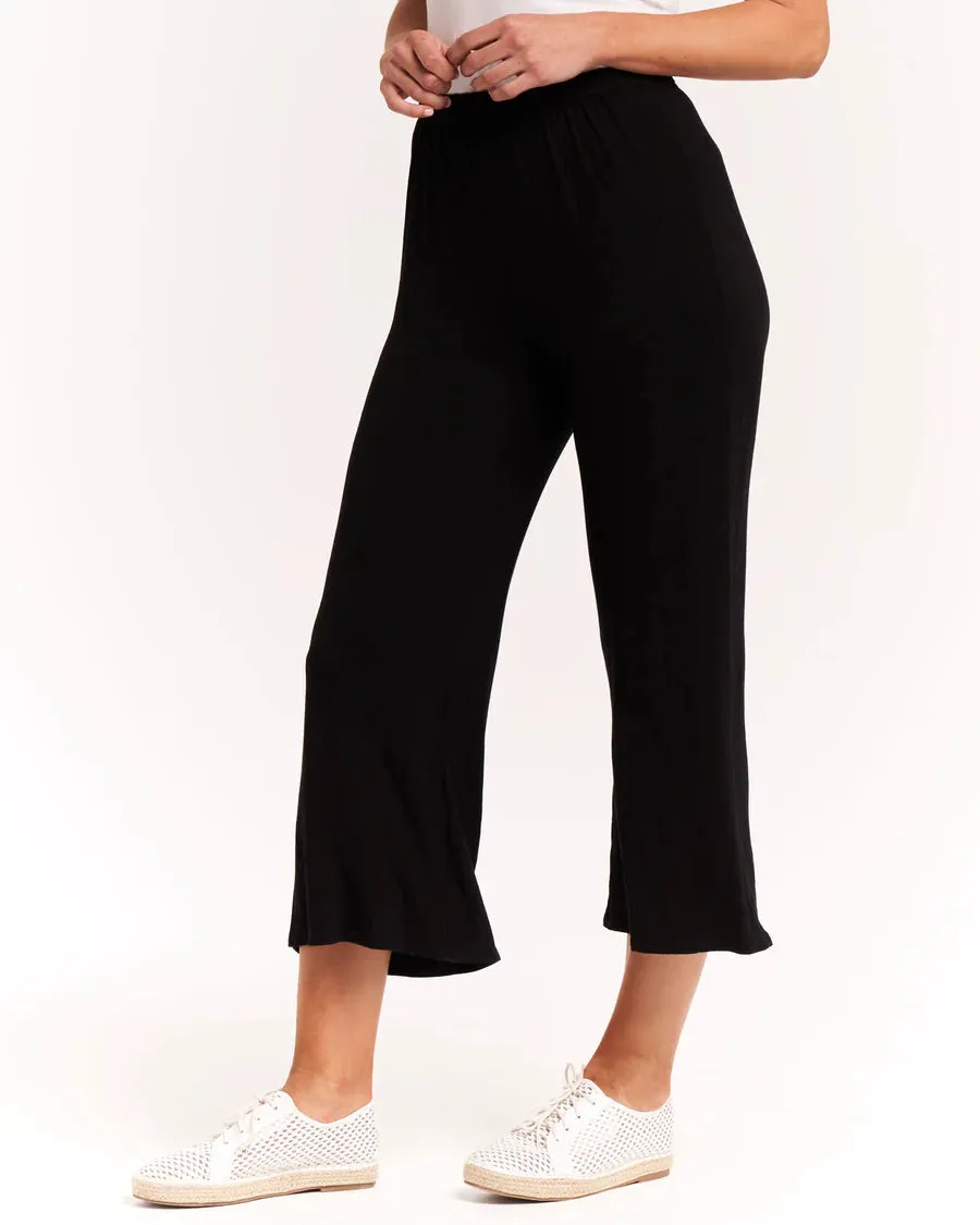 Betty Basic Faye Flared Pants