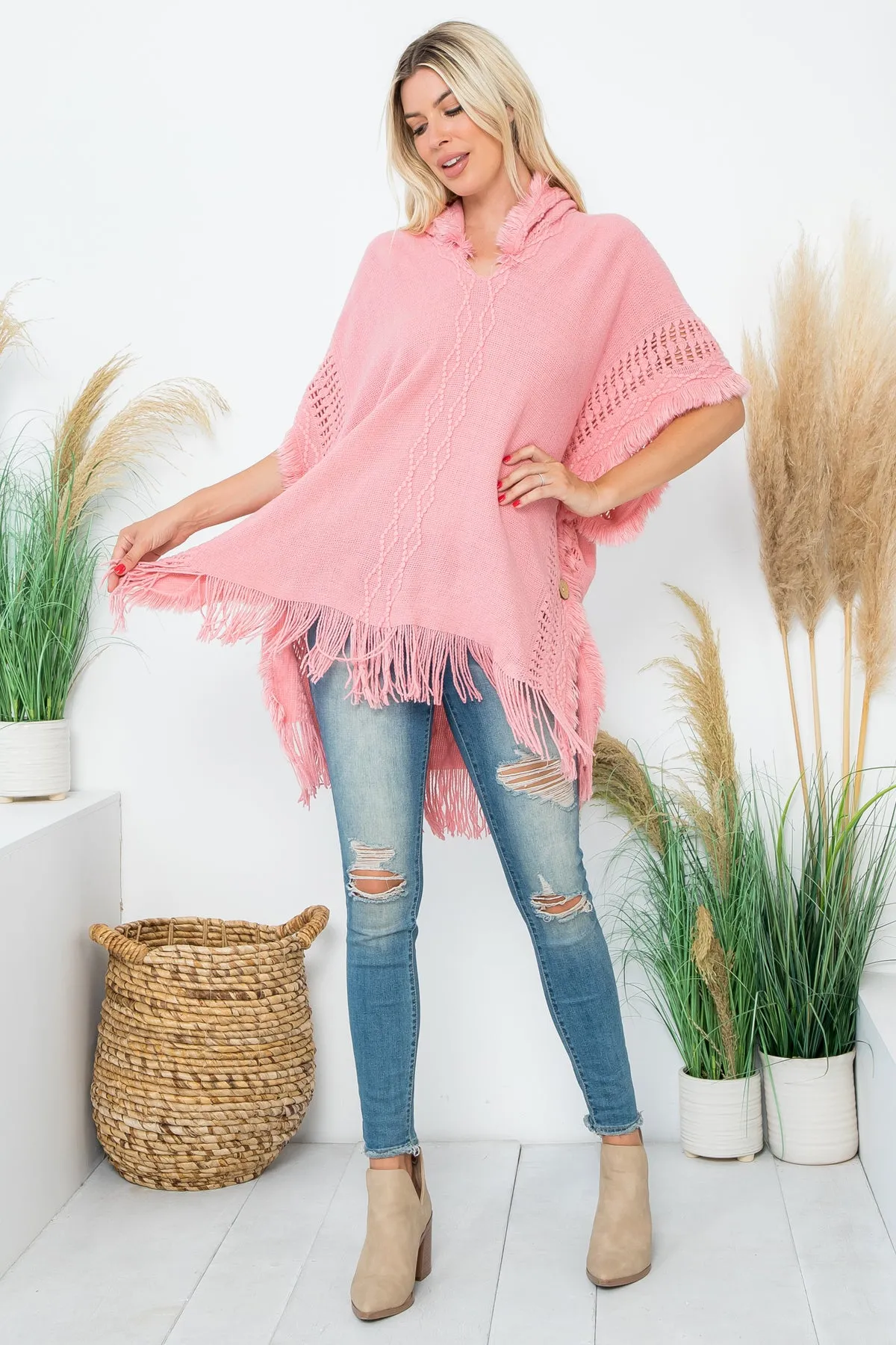 DIAMOND PATTERN KNITTED FRINGE WARMER PONCHO