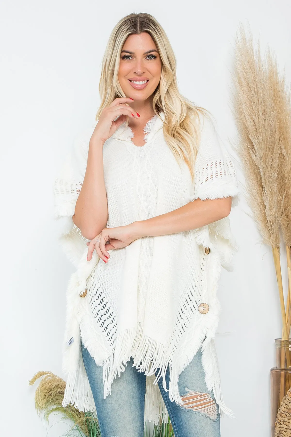 DIAMOND PATTERN KNITTED FRINGE WARMER PONCHO