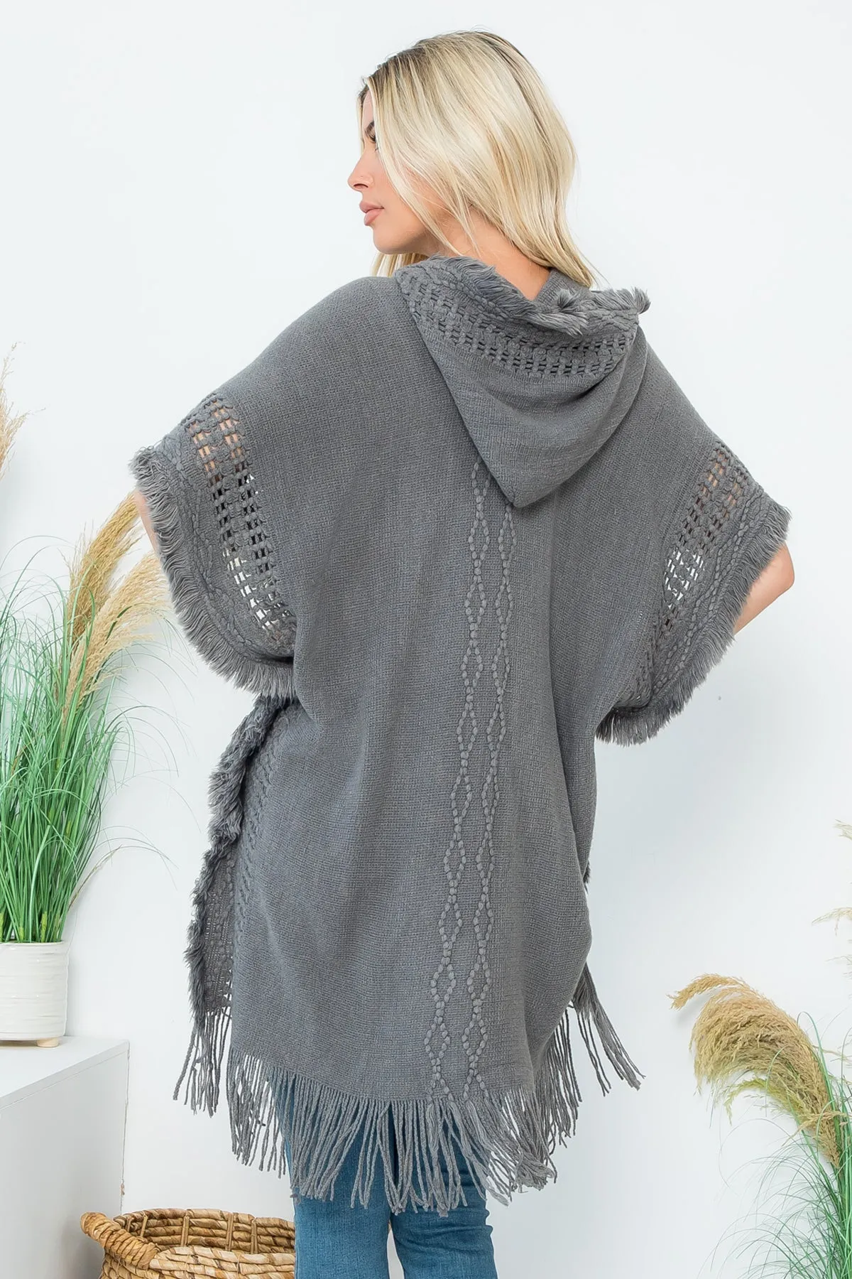 DIAMOND PATTERN KNITTED FRINGE WARMER PONCHO