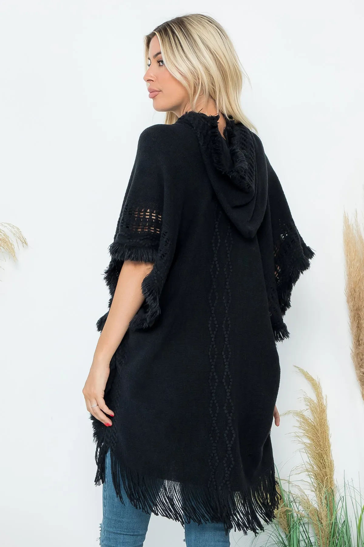 DIAMOND PATTERN KNITTED FRINGE WARMER PONCHO