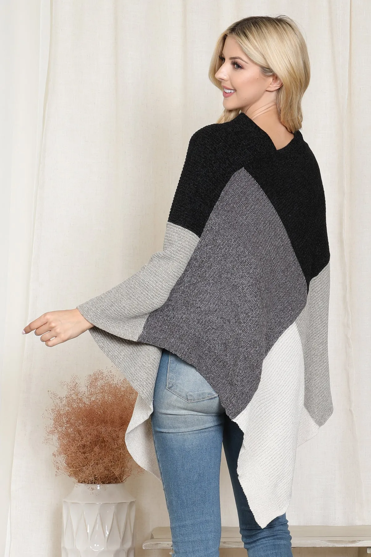 KNITTED GEOMETRIC SQUARE MULTI COLOR PONCHO