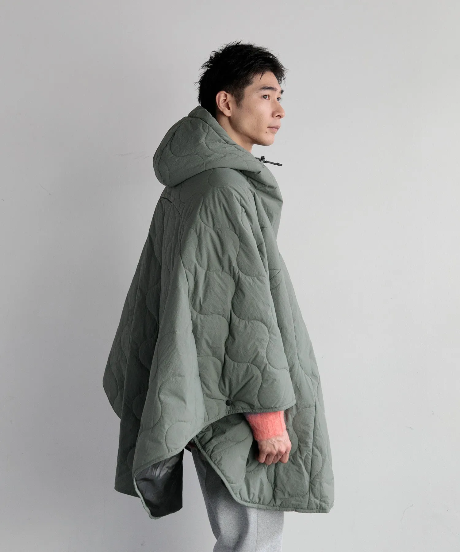 【MEN , WOMEN】LANTERN HEATING PONCHO