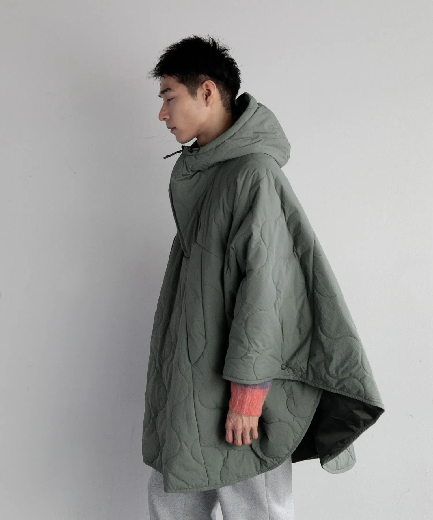 【MEN , WOMEN】LANTERN HEATING PONCHO