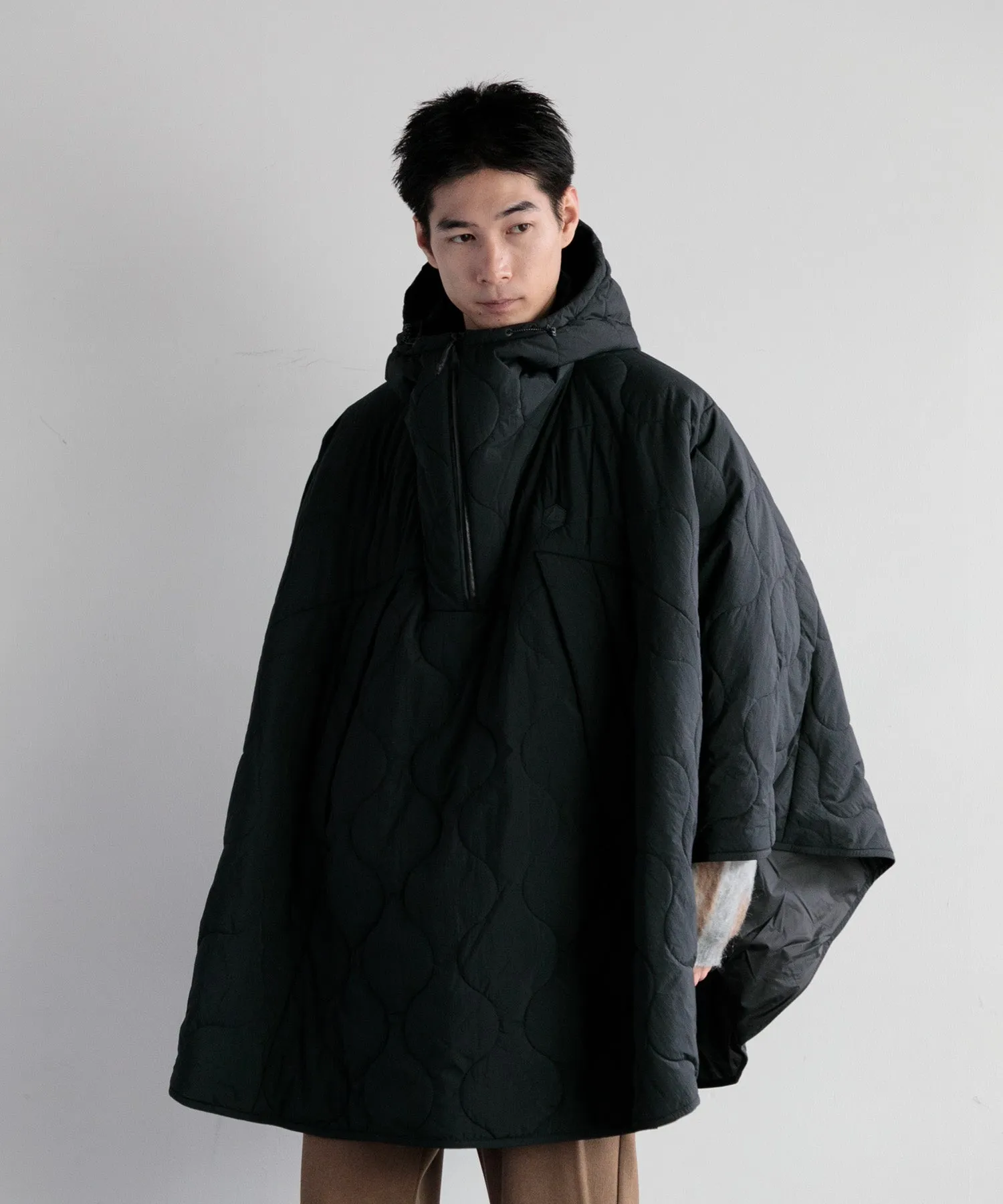 【MEN , WOMEN】LANTERN HEATING PONCHO