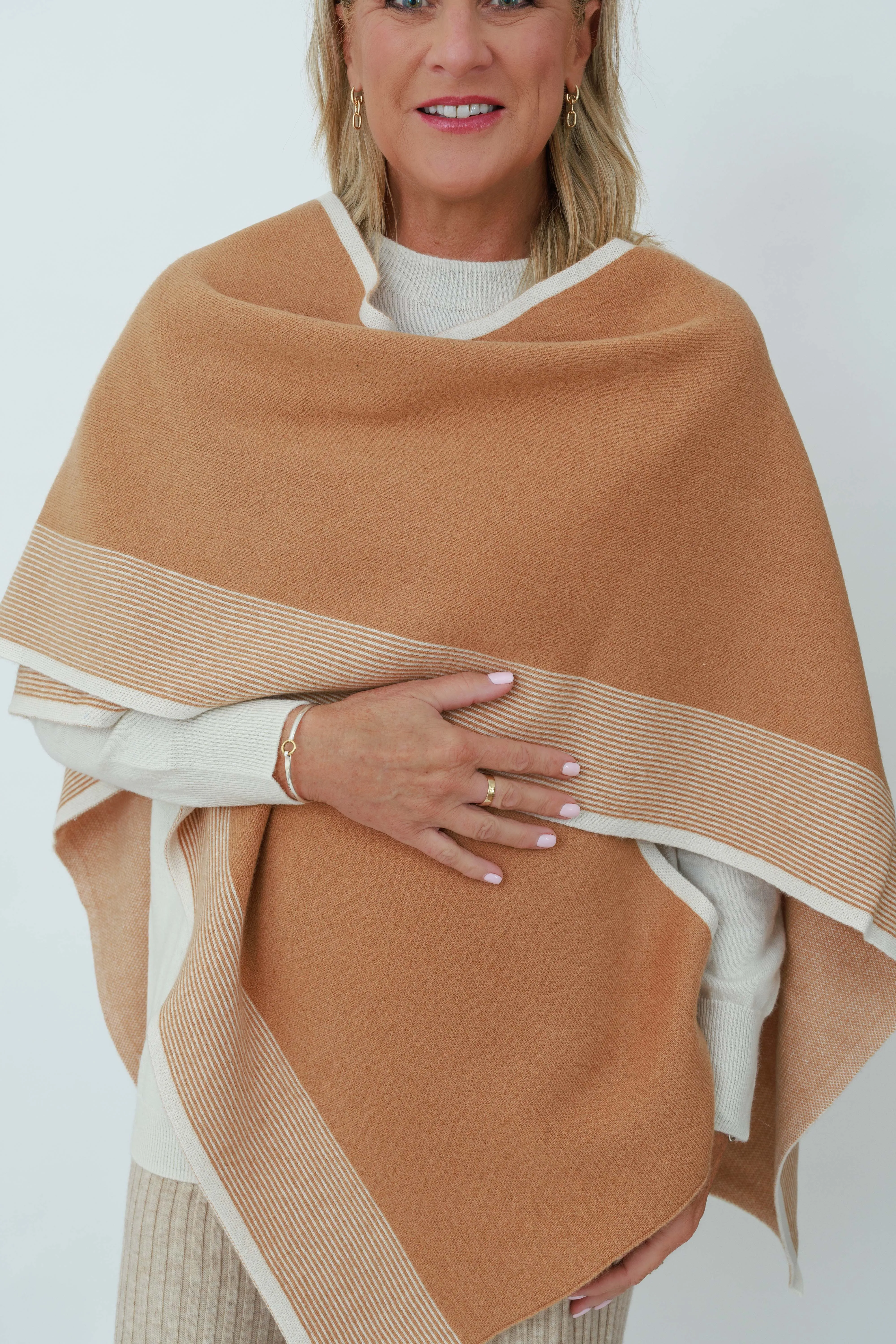 Merino Snug - Wrap Poncho