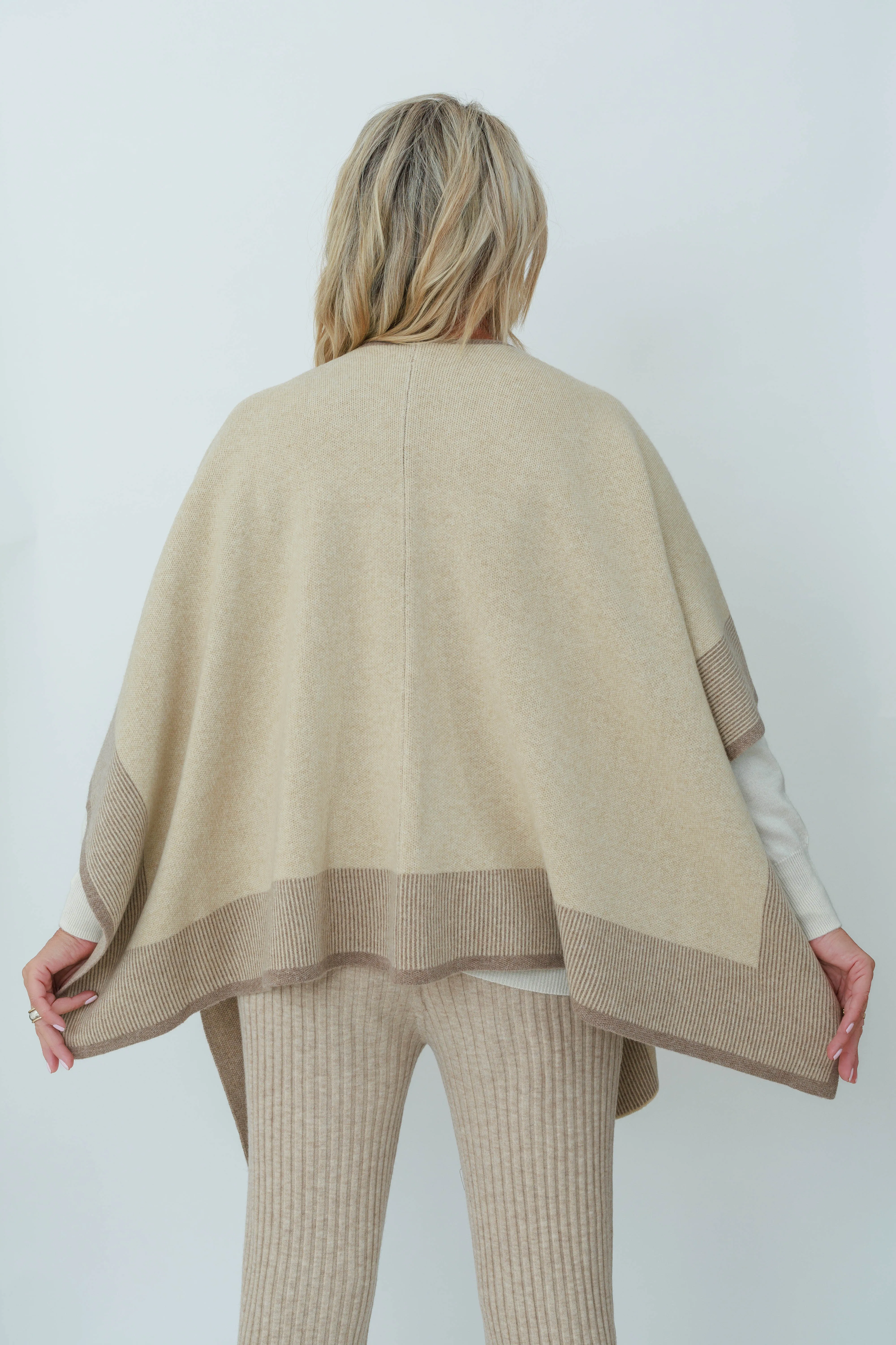 Merino Snug - Wrap Poncho