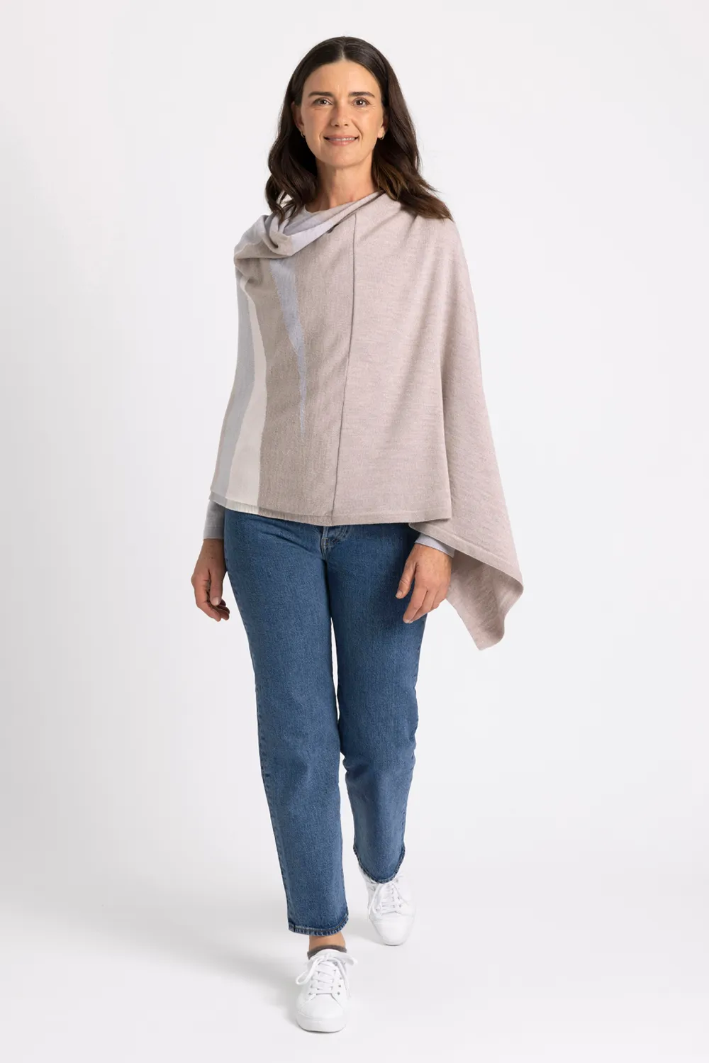 MERINO WAVE PONCHO