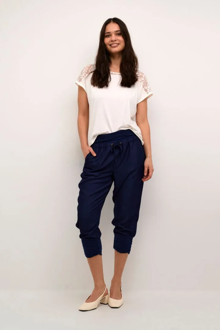 NAVY ELASTIC WAIST RUCHED LEG PANT