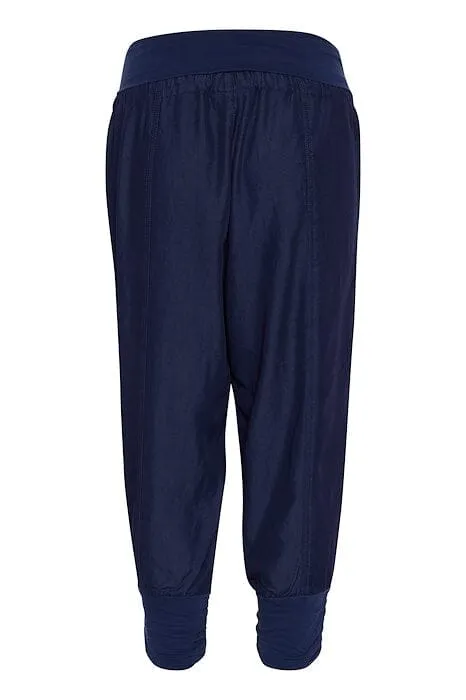 NAVY ELASTIC WAIST RUCHED LEG PANT