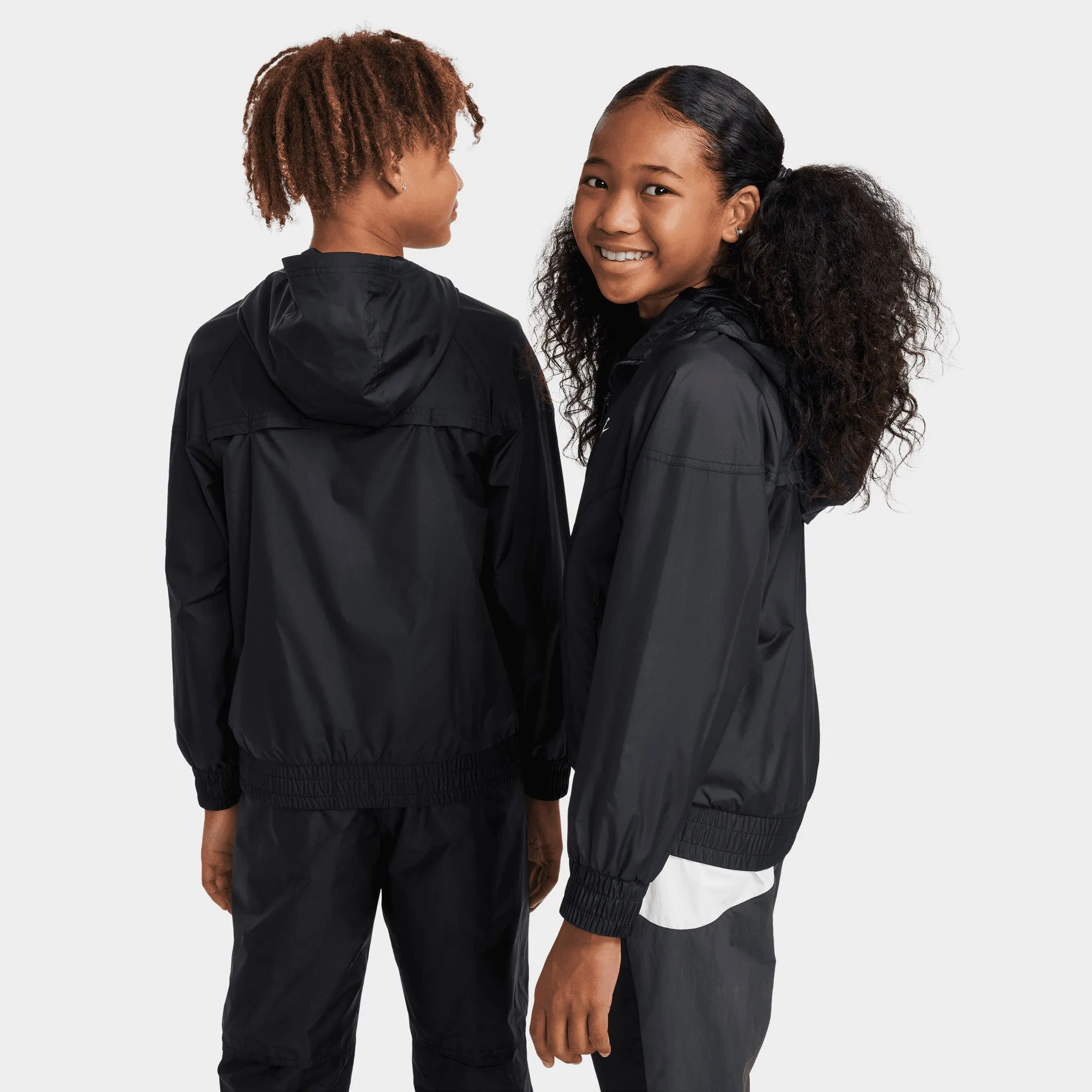 Nike Sportswear Juniors' Windrunner Jacket / Black