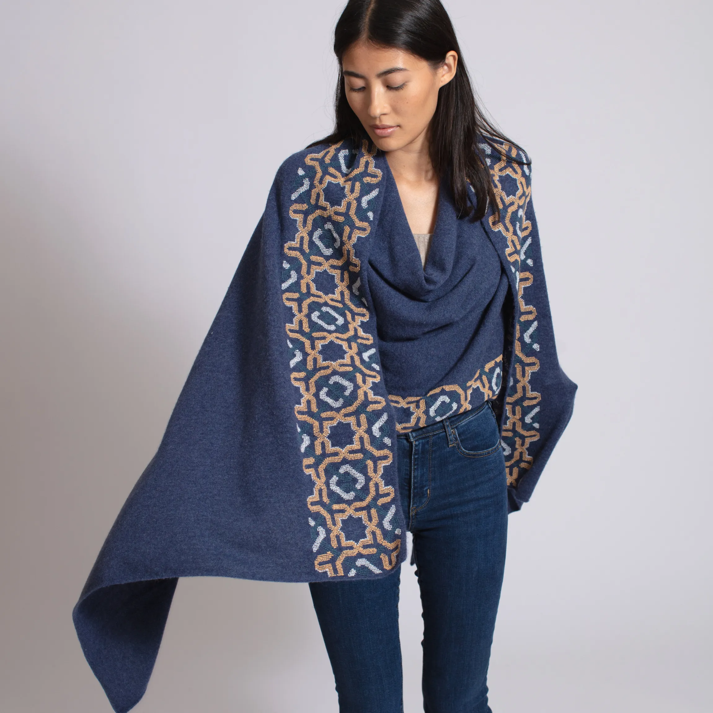 NOTTE BLUE CASHMERE PONCHO