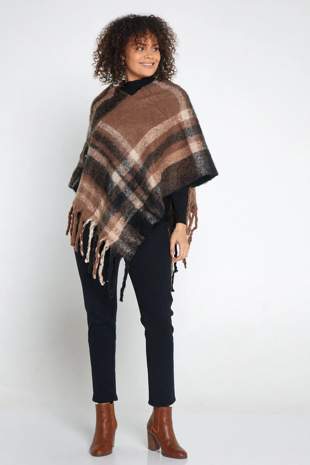 Payton Super Soft Poncho - Brown/Black