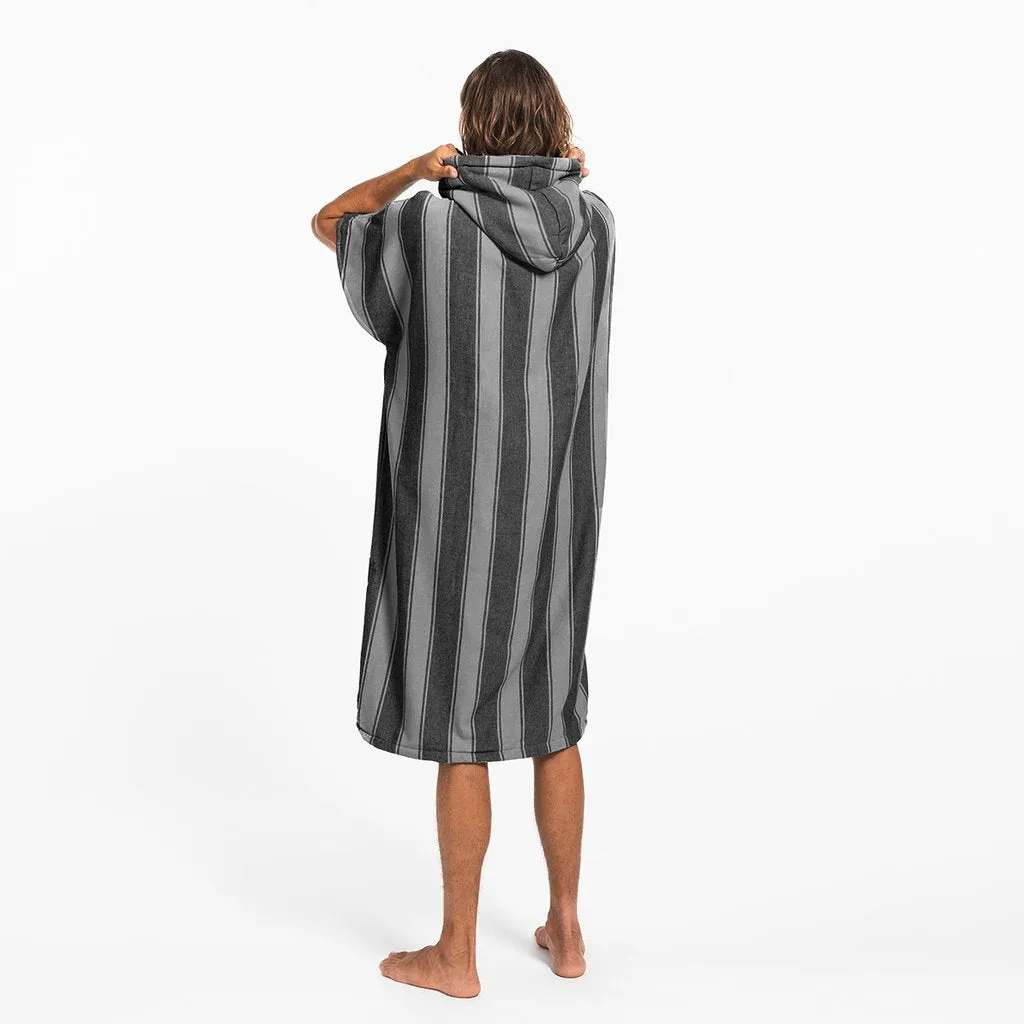 Slowtide McQueen Changing Poncho-Black-SM/MD