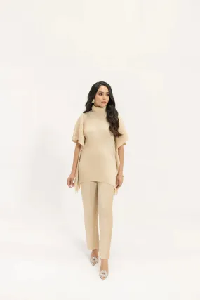 Spring Summer 24 - Azra Off White Poncho Pleated Suit