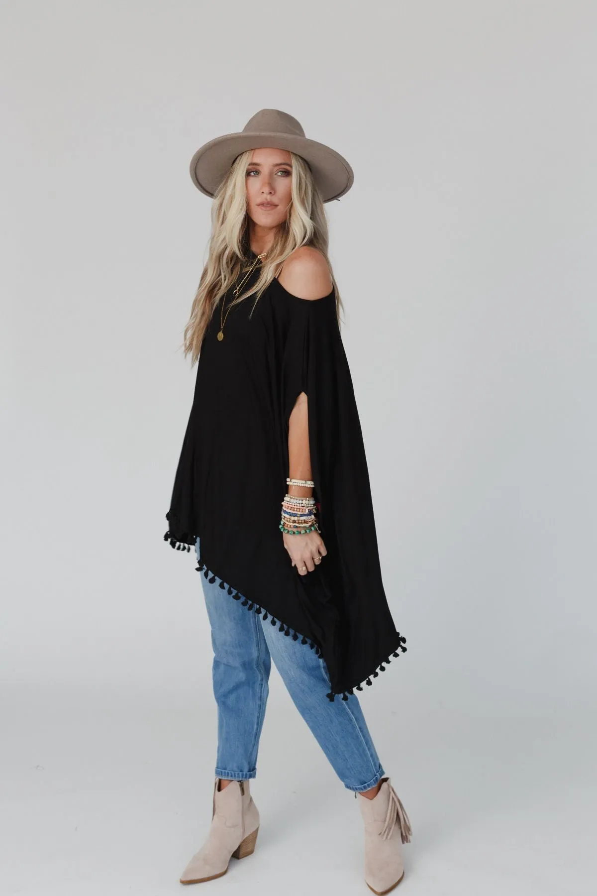 The Nest The Wren Tassel Tunic - Black