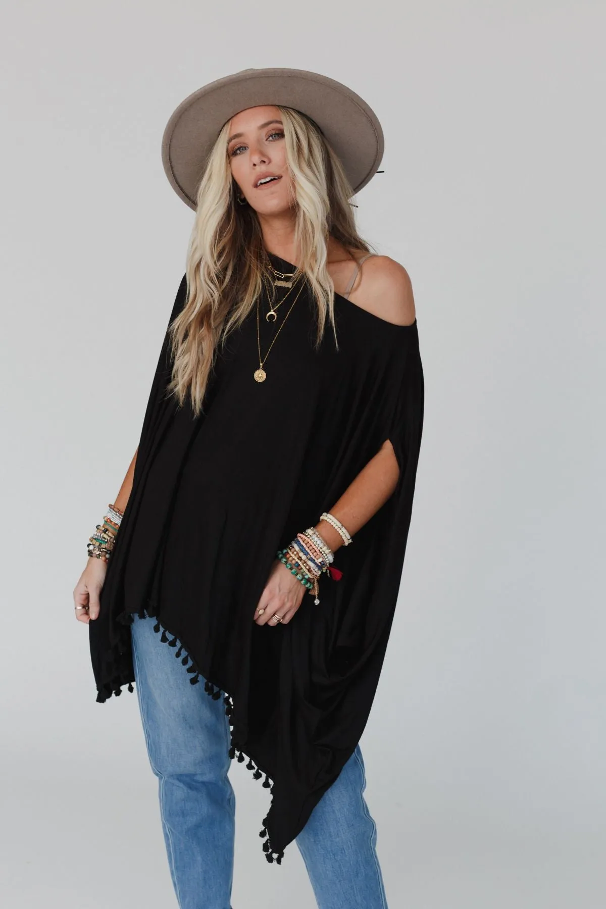 The Nest The Wren Tassel Tunic - Black