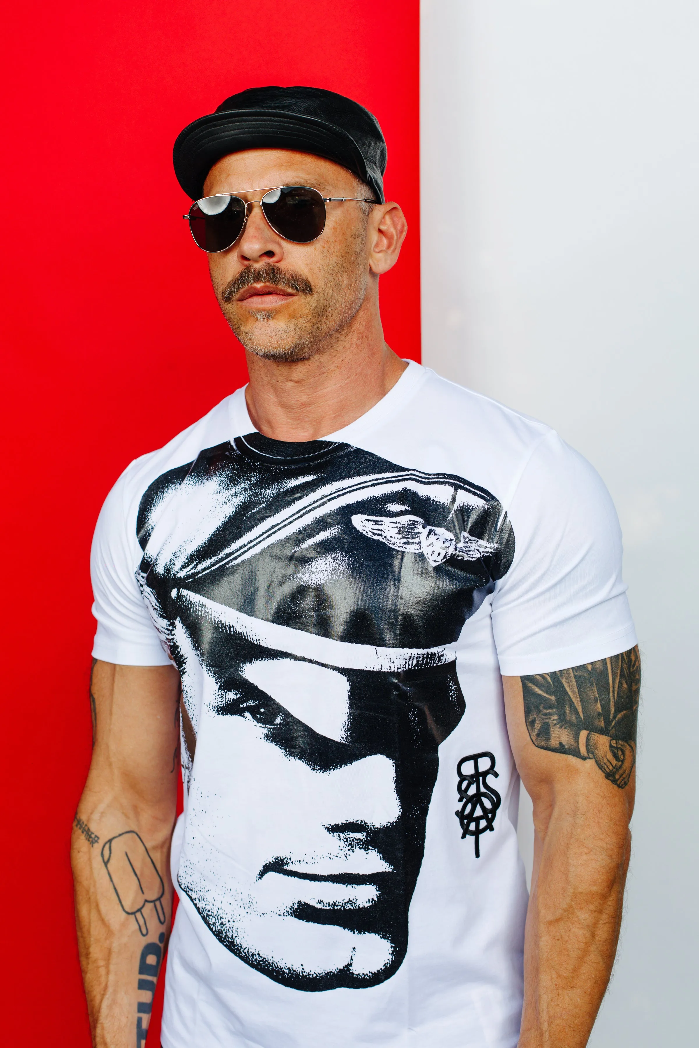 TOM OF FINLAND x WE ARE SPASTOR BIKER HEAD TEE - WHITE