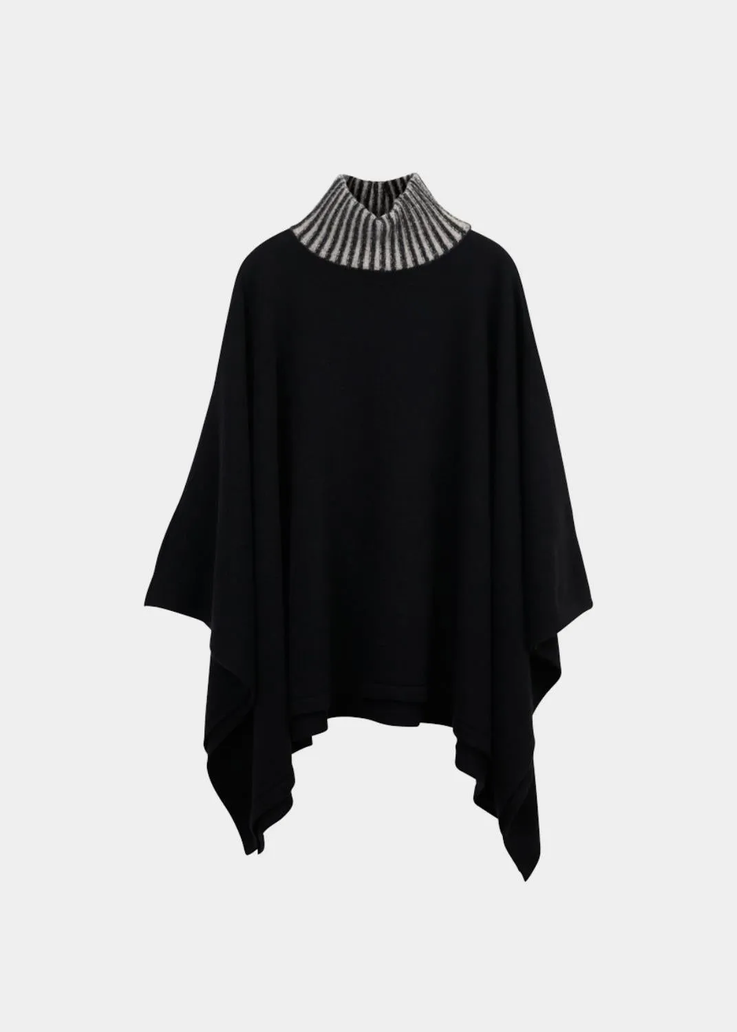 Turtle Knit Poncho Black/Light Sand