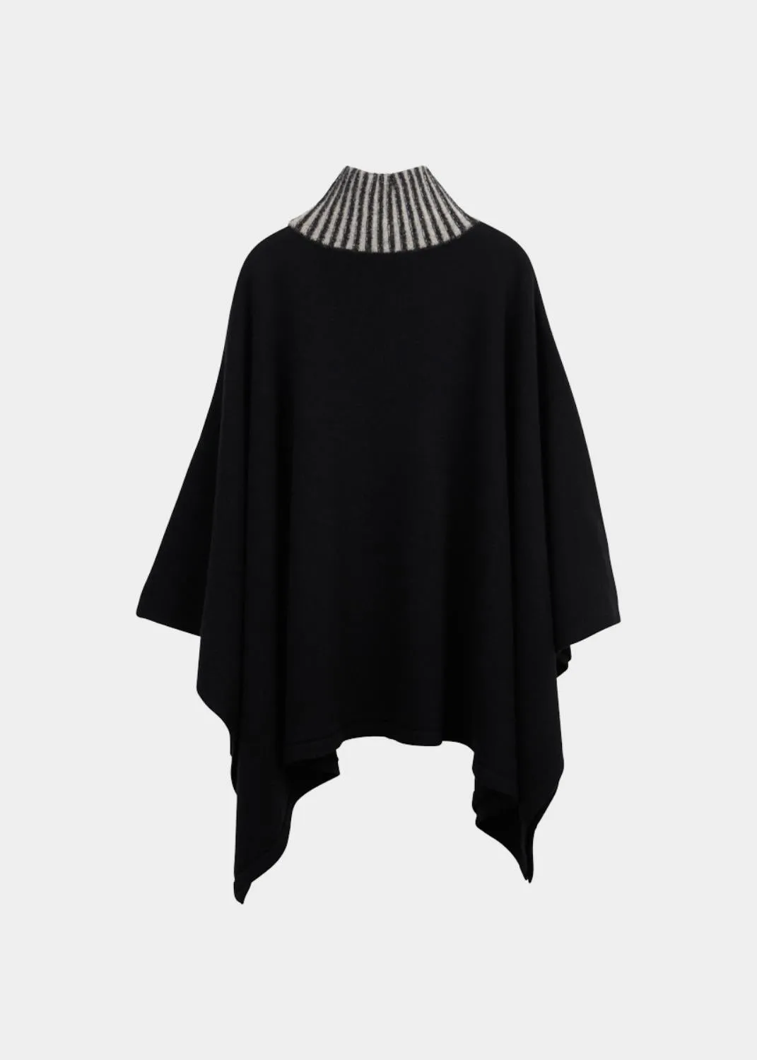 Turtle Knit Poncho Black/Light Sand